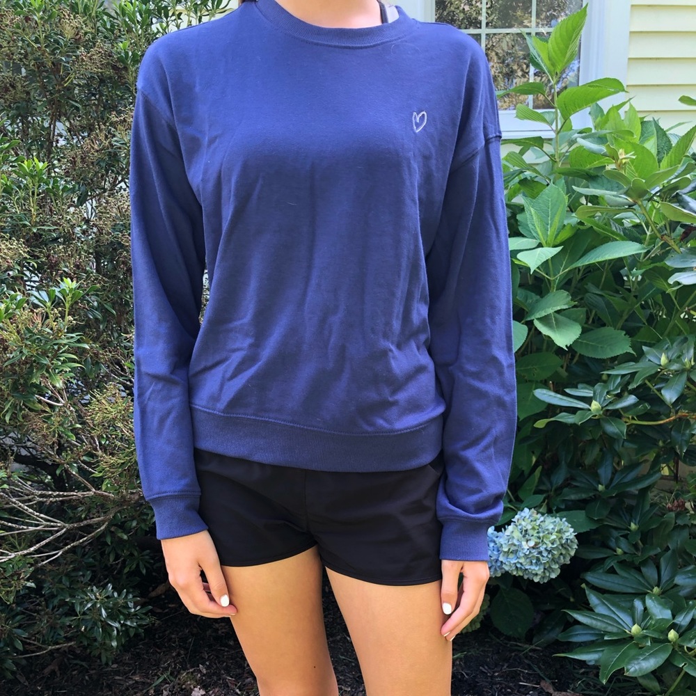 sweatshirt